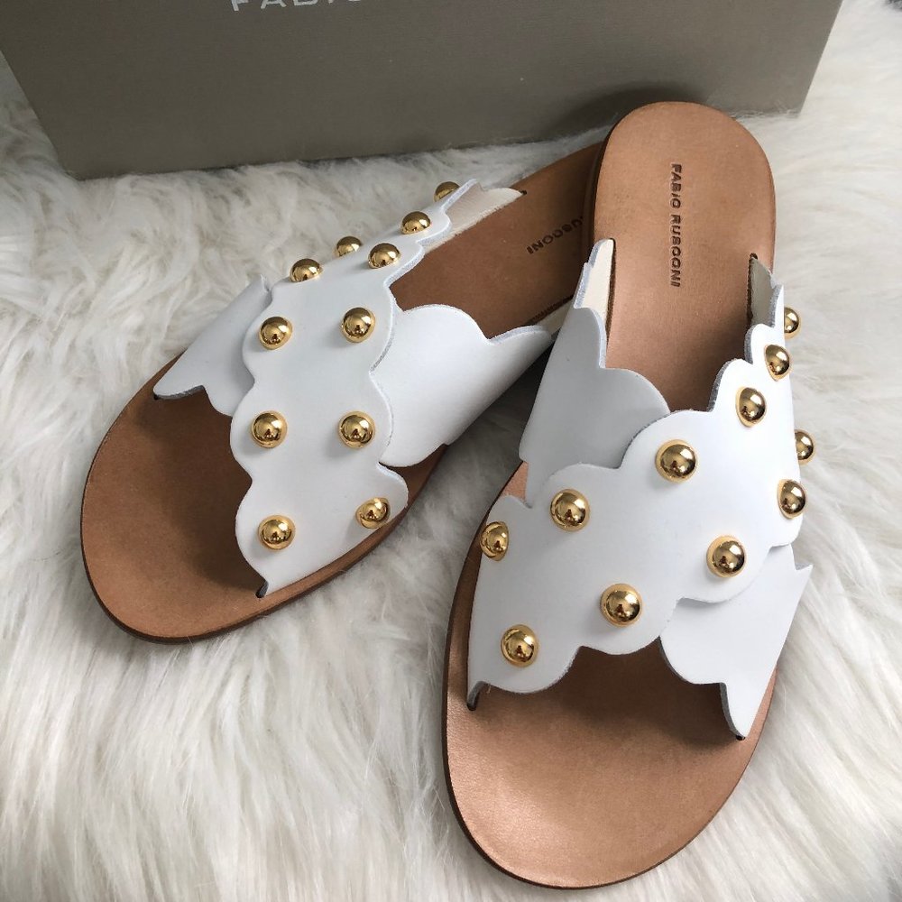 Sandals, Slides
